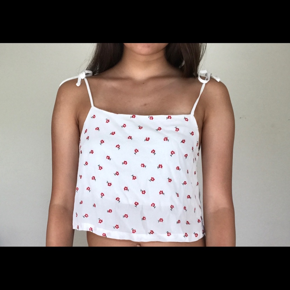 Tie shoulder strap tank